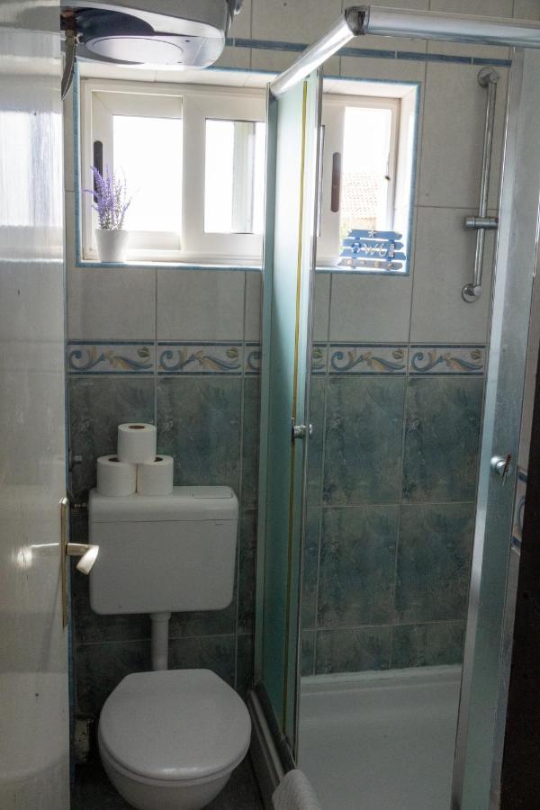 Matijas Rooms - 20M From The Beach Klek Exterior photo